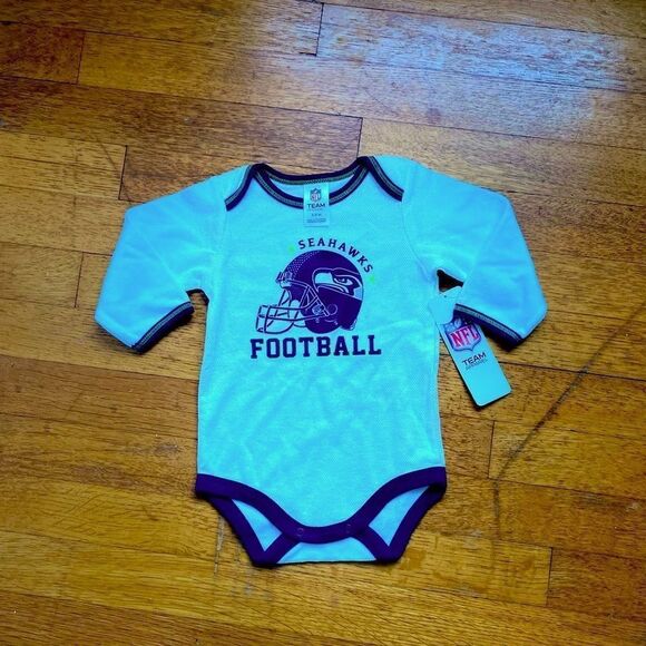 2/$22 Baby Seahawks Onesie - Picture 1 of 7